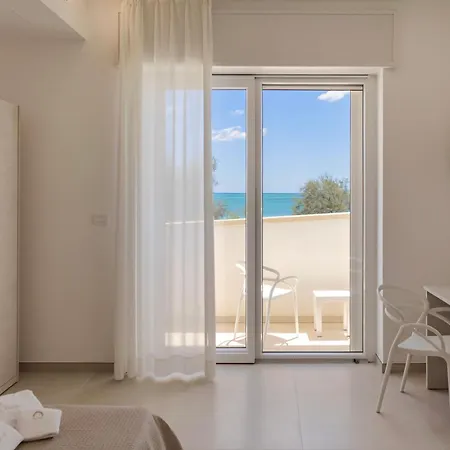 Mozzafiato Frühstückspension Torre Mozza